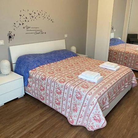 Casa Eugenia Lejlighed Varese Eksteriør billede